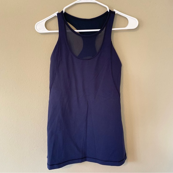 Lululemon Mesh With Me Tank Workout Tank Top Navy Inkwell Blue Shelf Bra Sport - Picture 3 of 5